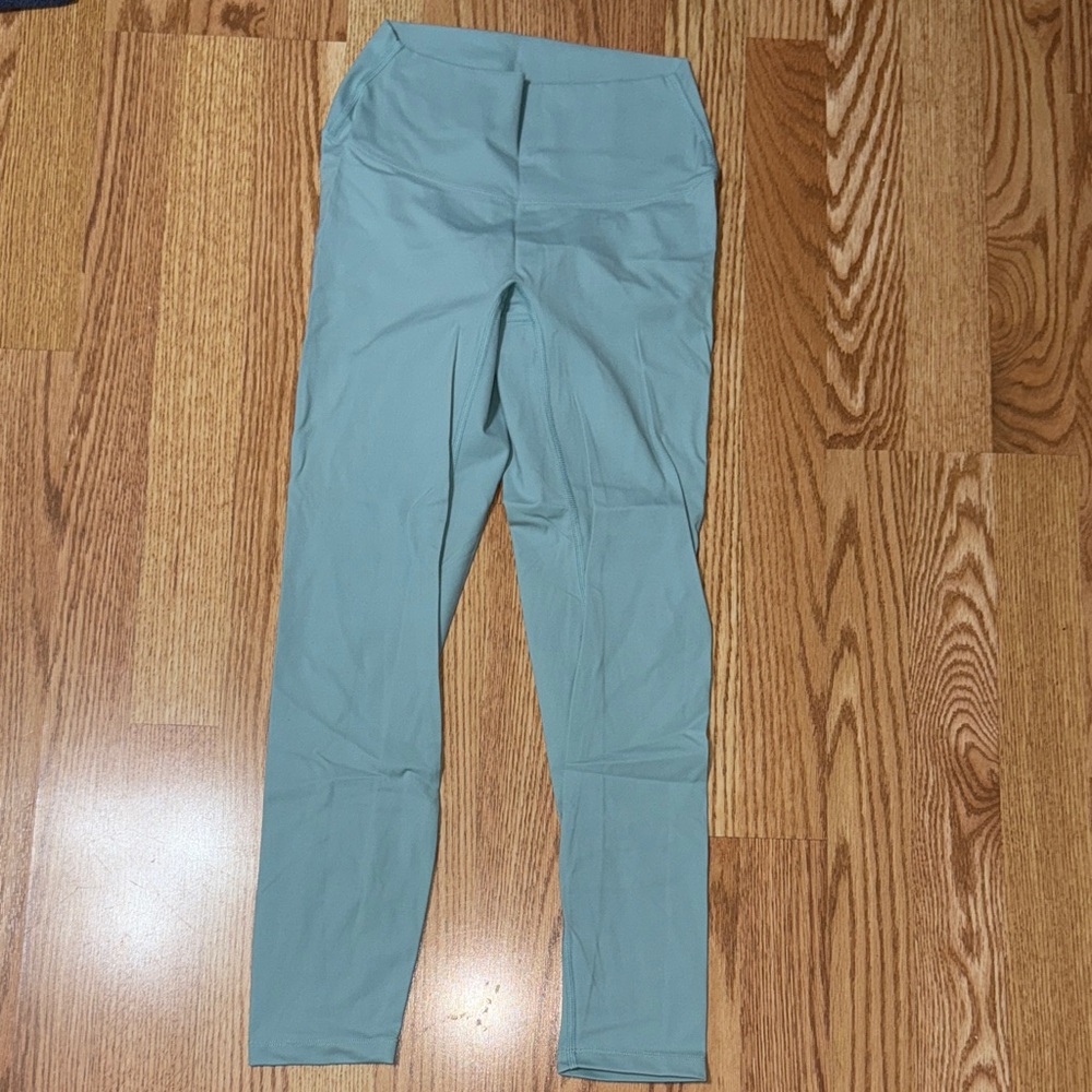 No front seam leggings